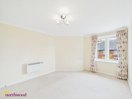 1 bedroom Retirement property for sale in Foxhall Court, Banbury, OX16