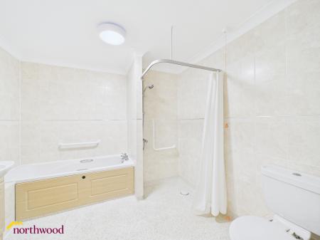 1 bedroom Retirement property for sale in Foxhall Court, Banbury, OX16