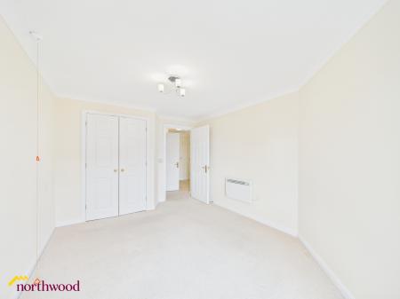 1 bedroom Retirement property for sale in Foxhall Court, Banbury, OX16