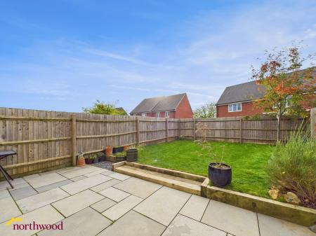 3 bedroom End of terrace house for sale in Kingerlee Road, Banbury, OX16