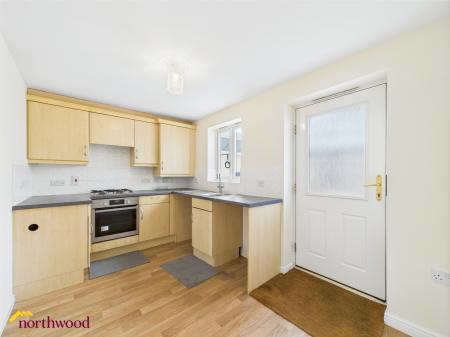 2 bedroom Terraced House for sale in Lord Fielding Close, Banbury, OX16