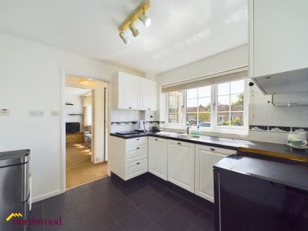 2 bedroom Detached bungalow for sale in Manor Park, Claydon, OX17