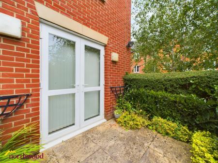 1 bedroom Flat for sale in Merisham Court School Lane, Banbury, OX16