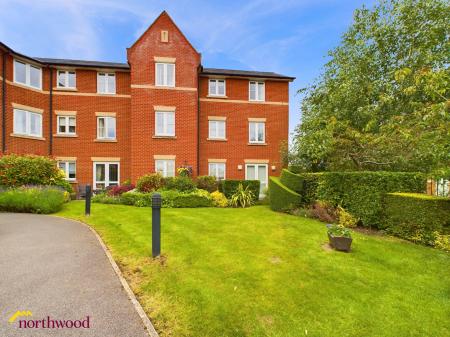 1 bedroom Flat for sale in Merisham Court School Lane, Banbury, OX16