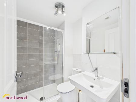 5 bedroom Detached house for sale in Reedmace Road, Bodicote, OX15