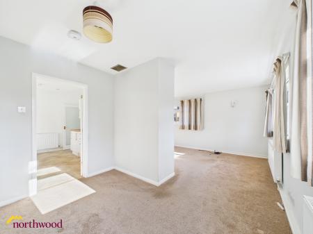 3 bedroom Detached bungalow for sale in Rochester Way, Twyford, OX17