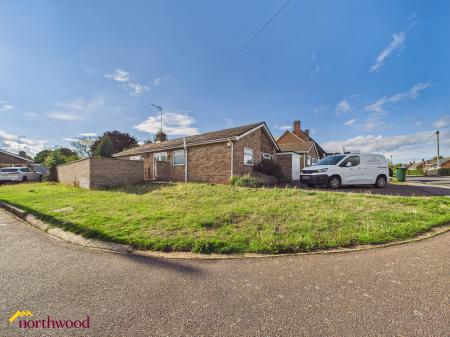 Rochester Way, Twyford, OX17