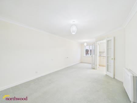 1 bedroom Retirement property for sale in School Lane, Banbury, OX16