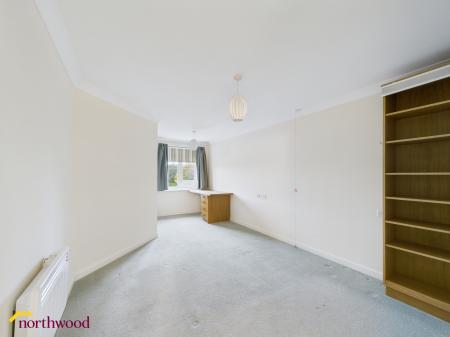 1 bedroom Retirement property for sale in School Lane, Banbury, OX16