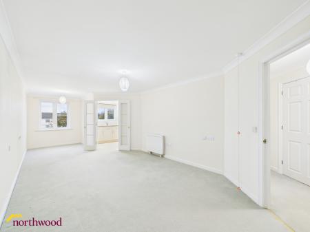 1 bedroom Retirement property for sale in School Lane, Banbury, OX16