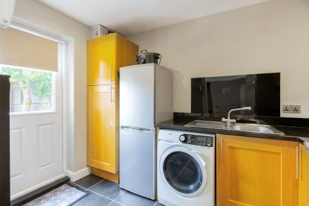 6 bedroom Detached house for sale in Slade Leas, Middleton Cheney, OX17