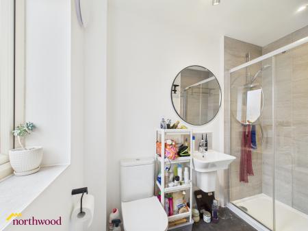 3 bedroom Semi-detached house for sale in Upton Close, Banbury, OX16