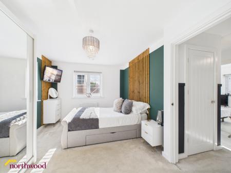 3 bedroom Detached house for sale in Yeoman Close, Bodicote, OX15