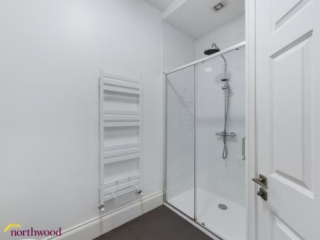 2 bedroom Flat for sale in White Lion Walk, Banbury Town Centre