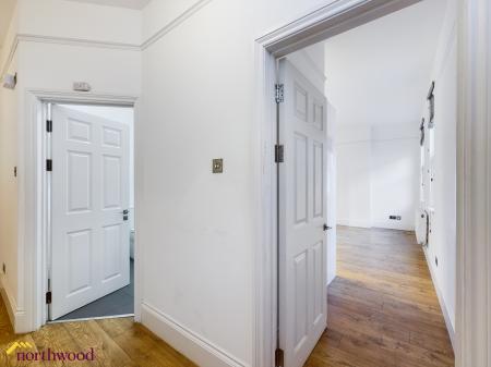 2 bedroom Flat for sale in White Lion Walk, Banbury Town Centre