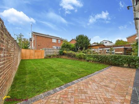 3 bedroom Semi-detached house to let in Bridle Close, Banbury, OX16