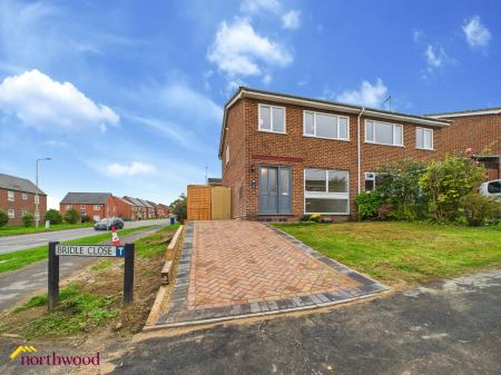 Bridle Close, Banbury, OX16