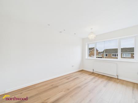 3 bedroom Semi-detached house to let in Bridle Close, Banbury, OX16