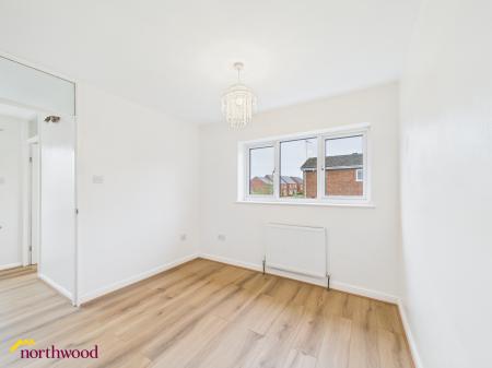 3 bedroom Semi-detached house to let in Bridle Close, Banbury, OX16