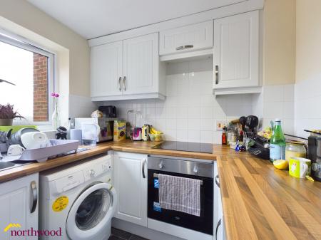 1 bedroom Flat to let in Britannia Road, Banbury, OX16