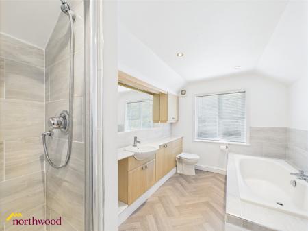 2 bedroom Terraced House to let in Marlborough Place, Banbury, OX16