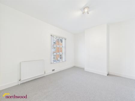 2 bedroom Terraced House to let in Marlborough Place, Banbury, OX16