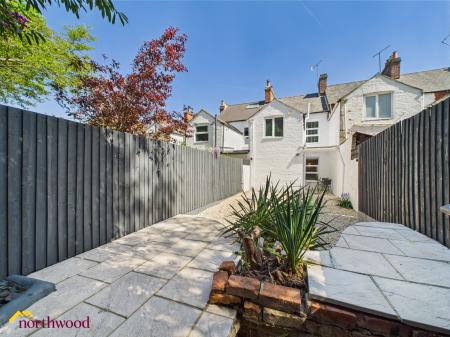 2 bedroom Terraced House to let in Marlborough Place, Banbury, OX16