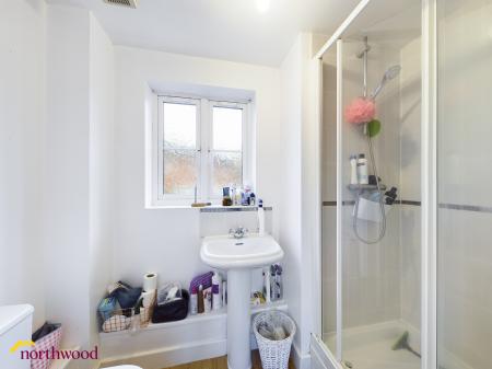 3 bedroom Semi-detached house to let in Rosemary Drive, Banbury, OX16