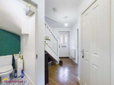 3 bedroom Semi-detached house to let in Rosemary Drive, Banbury, OX16