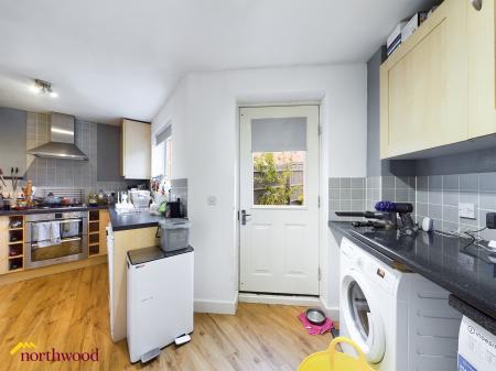 3 bedroom Semi-detached house to let in Rosemary Drive, Banbury, OX16