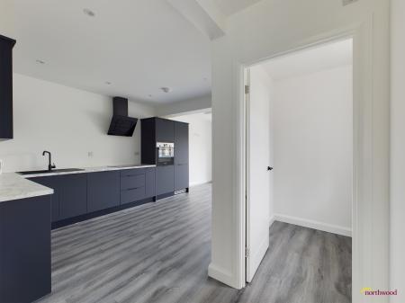 3 bedroom Semi-detached house to let in Sinclair Avenue, Banbury, OX16