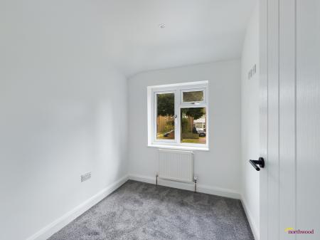 3 bedroom Semi-detached house to let in Sinclair Avenue, Banbury, OX16