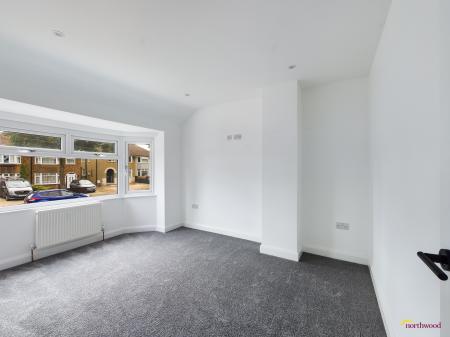 3 bedroom Semi-detached house to let in Sinclair Avenue, Banbury, OX16