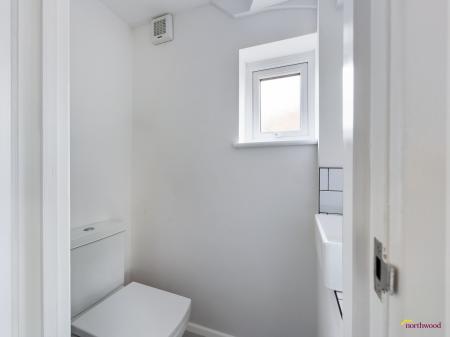 3 bedroom Semi-detached house to let in Sinclair Avenue, Banbury, OX16