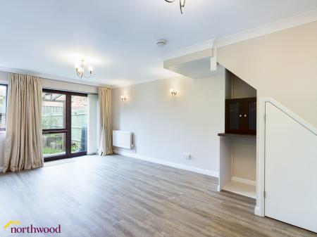 4 bedroom Terraced House to let in Broome Way, Banbury, OX16