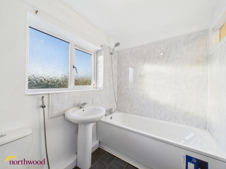 2 bedroom Terraced House to let in West Street, Banbury, OX16