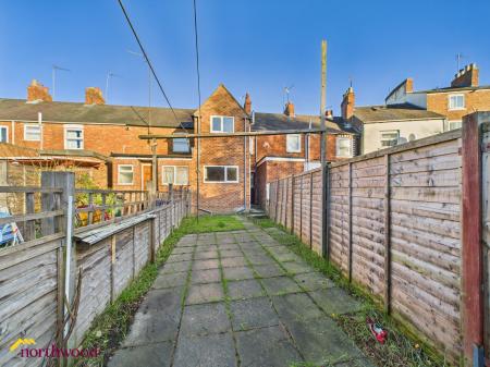 2 bedroom Terraced House to let in West Street, Banbury, OX16