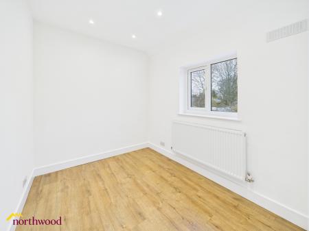 3 bedroom Semi-detached house for sale in Bloxham Road, Banbury, OX16