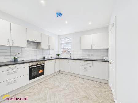 2 bedroom Maisonette to let in Newland Road, Banbury, OX16