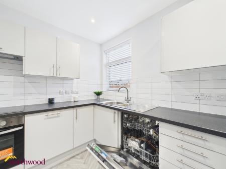 2 bedroom Maisonette to let in Newland Road, Banbury, OX16