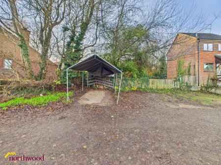 2 bedroom Semi-detached house for sale in The Camellias, Banbury, OX16