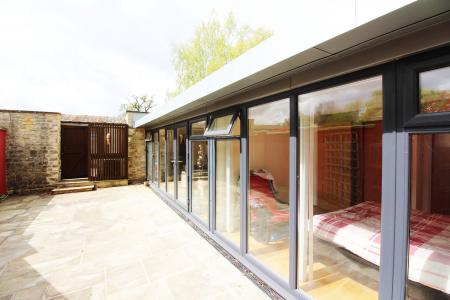 1 bedroom Detached house to let in Manor Road, Adderbury, OX17