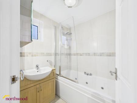 3 bedroom Terraced House to let in Causeway, Banbury, OX16