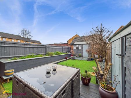 3 bedroom End of terrace house for sale in Talbot Close, Banbury, OX16