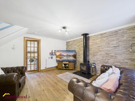 3 bedroom End of terrace house for sale in Talbot Close, Banbury, OX16