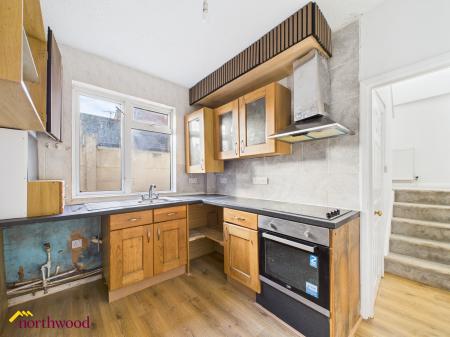 2 bedroom Terraced House to let in South Street, Banbury, OX16