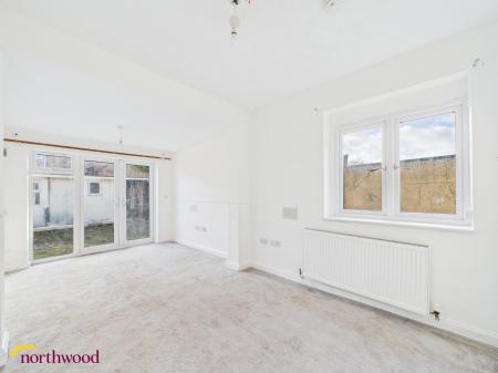 2 bedroom Terraced House to let in South Street, Banbury, OX16