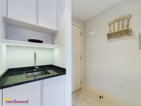 1 bedroom Studio flat to let in Horse Fair, Banbury, OX16