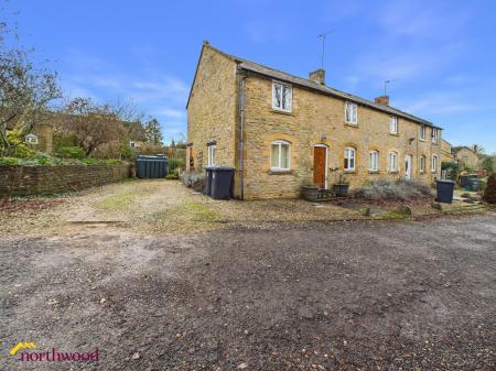 Clarks Lane, Long Compton, CV36