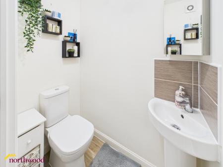 3 bedroom Semi-detached house for sale in Longford Park Road, Bodicote, OX15